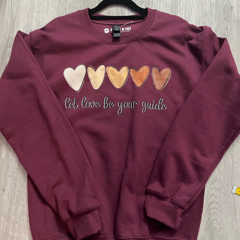 🔥0019–Heart Design Maroon Sweater